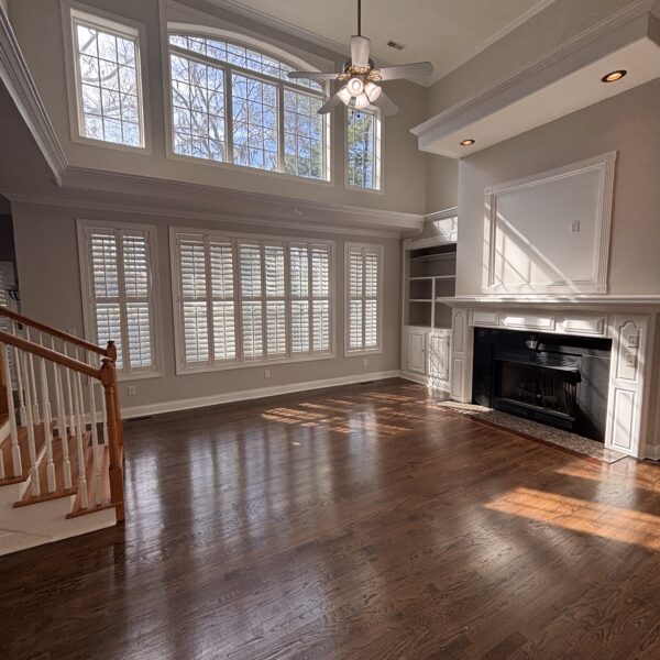 Freshly painted Living Room Walls by Low Country Painting